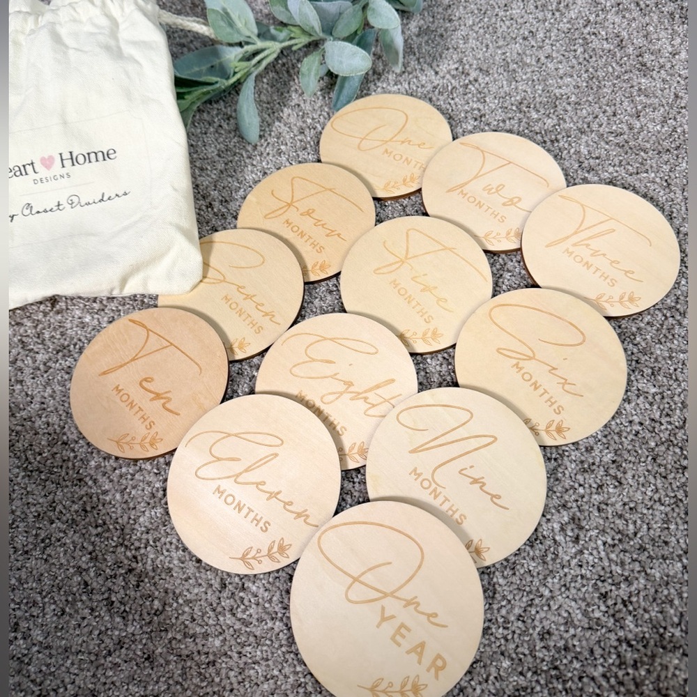 Monthly Baby Milestone Circles